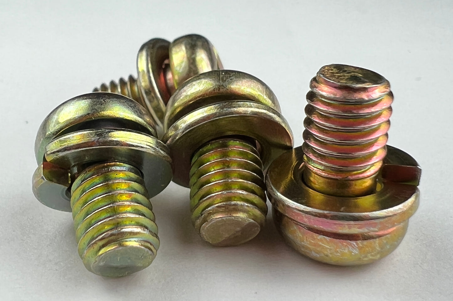 M6x10mm JIS Pan Head Screw with Lock Washer - Yellow Zinc Plated